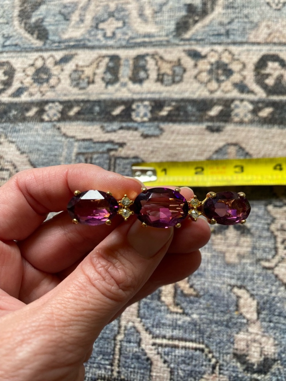 Christian Dior vintage Amethyst Elegant Purple Crystal Bar Brooch in Gold Tone